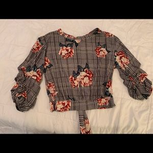 NWOT Grey floral blouse size S